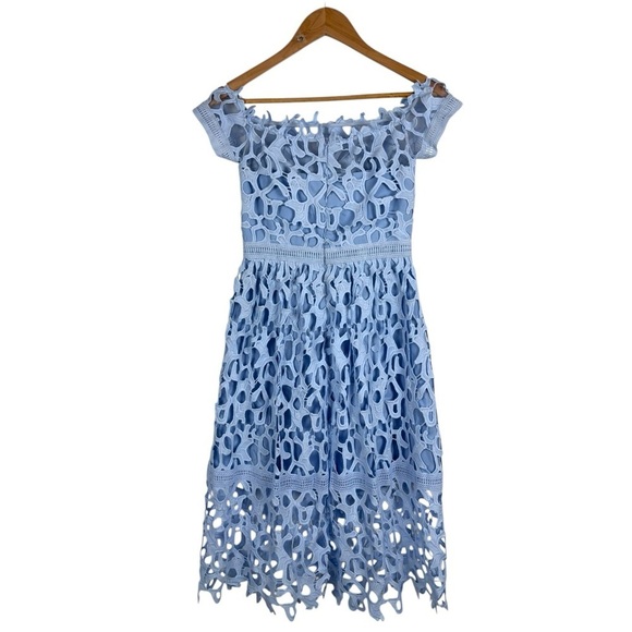 CHI CHI LONDON SKY BLUE GUIPURE FLORAL LACE OFF THE SHOULDER COCKTAIL DRESS - Picture 5 of 15